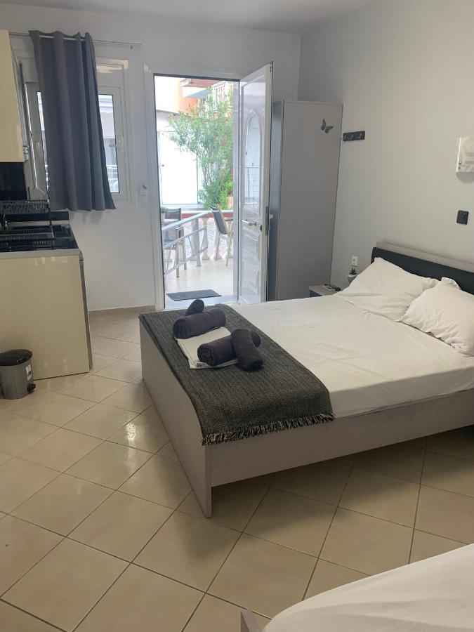 Aparthotel Petros House à Sarti Extérieur photo